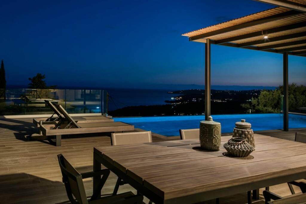 Color Villas-New Villa Green At Trapezaki With Private Pool Mousata المظهر الخارجي الصورة
